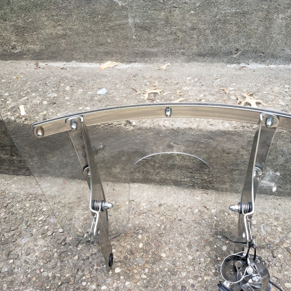 Fairing (sheild) come off a 96 dyna lowrider quick